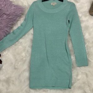 Long sleeve short knit dress